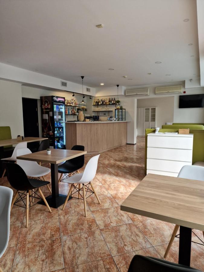 Guest House Kaktus Riga Ngoại thất bức ảnh