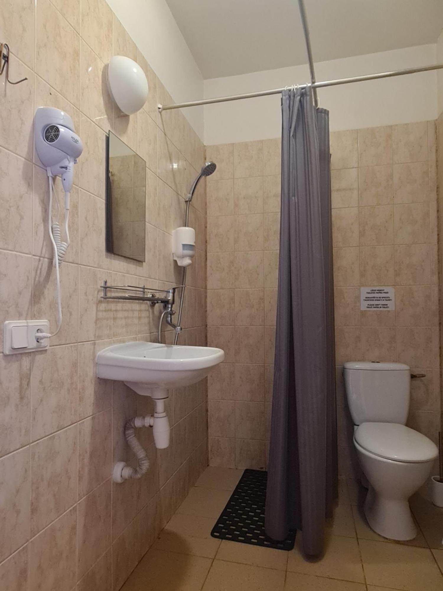 Guest House Kaktus Riga Phòng bức ảnh